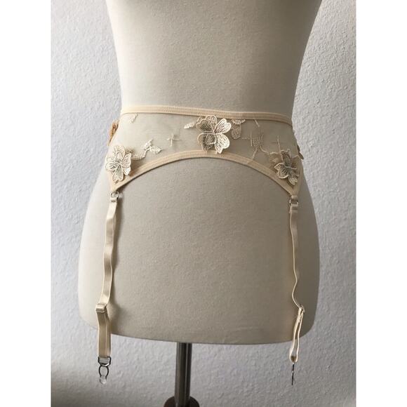 No Brand Lingerie Garter Belt Sheer Floral Embroidered - Picture 1 of 8